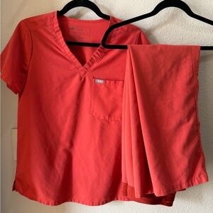 Figs Coral Technical Collection set